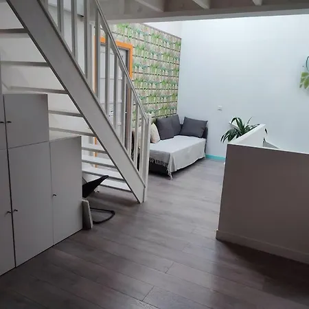 Holiday home Large Architect-designed House 230 Sqm /2475 Sqft Antony