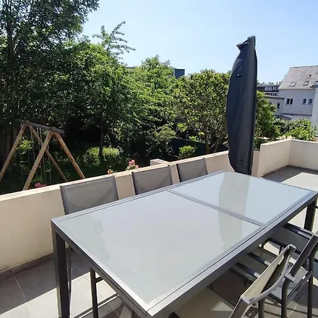 Holiday home Large Architect-designed House 230 Sqm /2475 Sqft